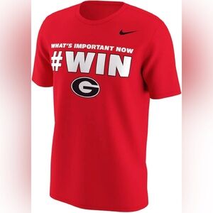 Nike Georgia Bulldogs UGA Georgia Red Nike Team Mantra T-Shirt Size Medium |A143